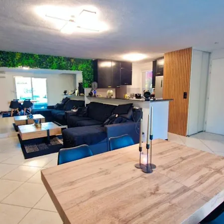Maison Avec Piscine Privee Chauffee 9x4m Clim Tv Grand Ecran Location Saisonniere De Ete Proche Et Centre Sud Montpellier