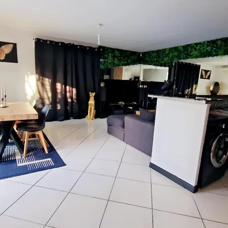 Maison Avec Piscine Privee Chauffee 9x4m Clim Tv Grand Ecran Location Saisonniere De Ete Proche Et Centre Sud Montpellier Prázdninový dům *